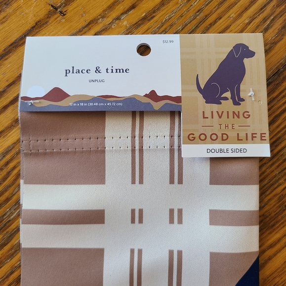 👀50% OFF🐕🏴NWT‼️Place & Time Dog Inspired Garden Flag & Garden Flag Stake - Picture 8 of 10